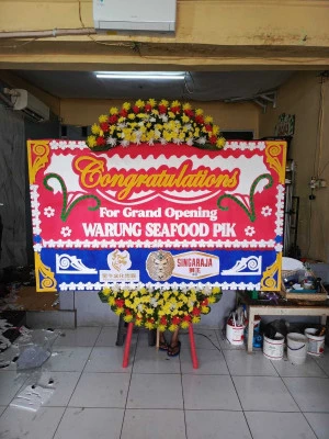 Papan Bunga di Pondok Kacang Timur